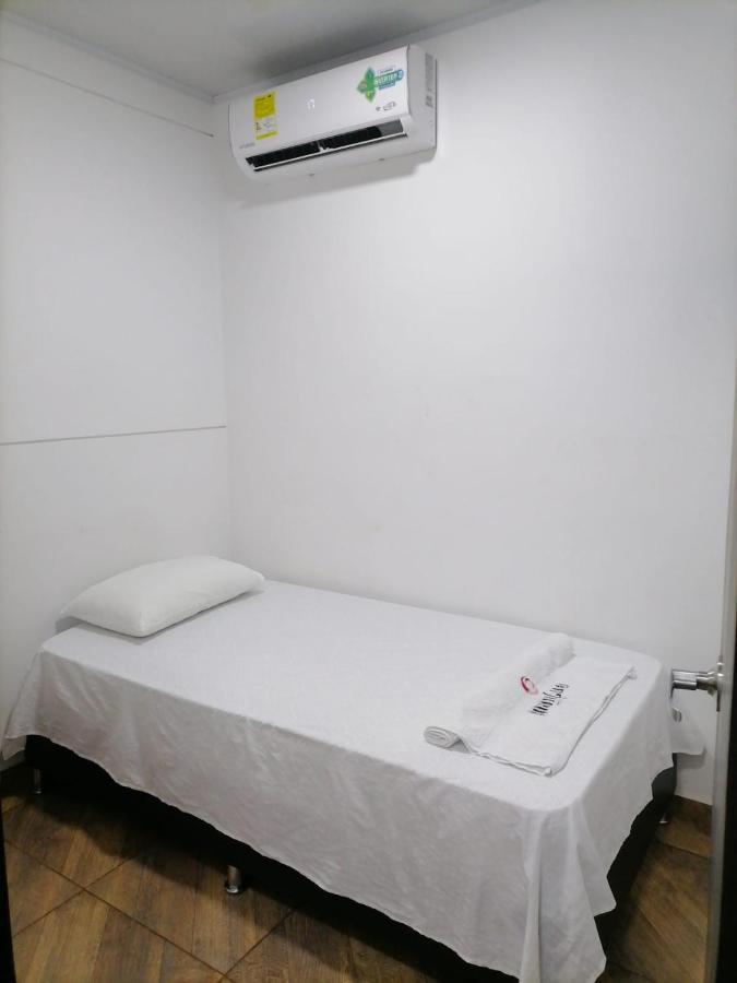Hotel Media Luna Cucuta Ngoại thất bức ảnh